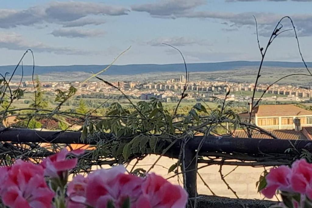 Casa De Las Lavandas, Ávila المظهر الخارجي الصورة